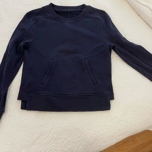 Lululemon sweatshirt